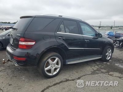 Trzecie zdjęcie samochodu z tyłu: 2009 MERCEDES-BENZ ML 550 VIN:4JGBB72E29A454287 - miniatura