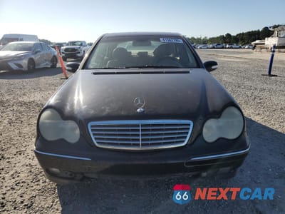 Piąte zdjęcie samochodu w środku: 2004 MERCEDES-BENZ C 240 VIN:WDBRF61J14E017123 - miniatura