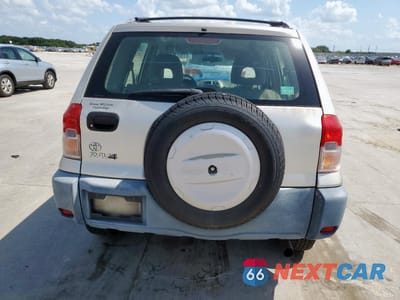 Zdjęcie 6 z 13 samochodu: 2001 TOYOTA RAV4 VIN:JTEGH20V810037065 - miniatura