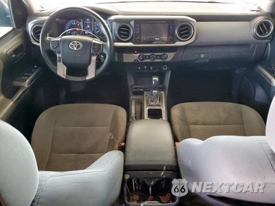 Zdjęcie 8 z 15 samochodu: 2017 TOYOTA TACOMA DOUBLE CAB VIN:3TMAZ5CN5HM051825 - miniatura