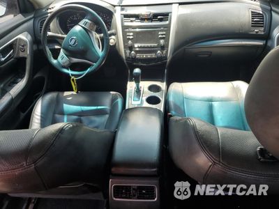Zdjęcie 8 z 13 samochodu: 2013 NISSAN ALTIMA 2.5 VIN:1N4AL3AP6DC178885 - miniatura