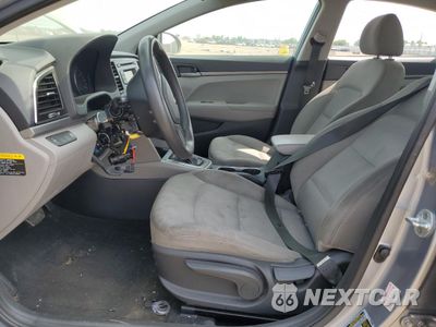 Zdjęcie 7 z 14 samochodu: 2017 HYUNDAI ELANTRA SE VIN:5NPD74LF6HH139133 - miniatura
