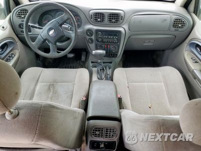 Zdjęcie 8 z 13 samochodu: 2007 CHEVROLET TRAILBLAZER LS VIN:1GNDT13SX72149680 - miniatura