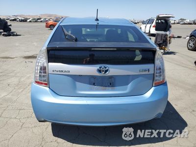 Zdjęcie 6 z 14 samochodu: 2013 TOYOTA PRIUS PLUG-IN VIN:JTDKN3DP5D3038668 - miniatura
