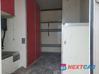 Zdjęcie 10 z 12 samochodu: 2010 CHEVROLET EXPRESS G3500 VIN:1GB3G2AG2A1174829 - miniatura