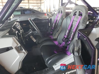 Zdjęcie 6 z 11 samochodu: 2018 POLARIS RZR XP TURBO EPS VIN:3NSVDE929JF935711 - miniatura