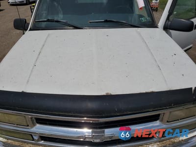 Zdjęcie 11 z 12 samochodu: 2000 CHEVROLET GMT-400 K2500 VIN:1GCGK29R2YF428215 - miniatura