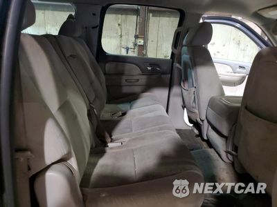 Zdjęcie 11 z 13 samochodu: 2007 CHEVROLET SUBURBAN K1500 VIN:1GNFK16317J205205 - miniatura