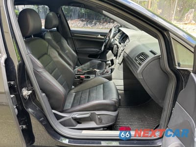 Zdjęcie 10 z 14 samochodu: 2019 VOLKSWAGEN GTI S VIN:3VW6T7AU1KM000601 - miniatura