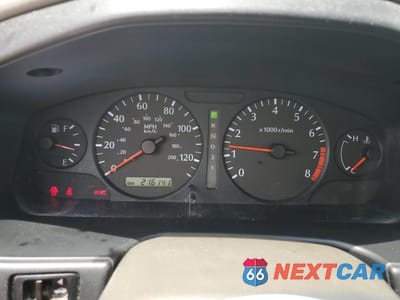 Zdjęcie 9 z 12 samochodu: 2002 INFINITI G20 VIN:JNKCP11A62T511511 - miniatura