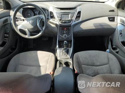 Zdjęcie 8 z 12 samochodu: 2014 HYUNDAI ELANTRA SE VIN:5NPDH4AE9EH540761 - miniatura