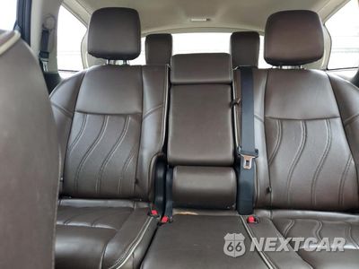 Zdjęcie 10 z 13 samochodu: 2017 INFINITI Q60 VIN:5N1DL0MN1HC521863 - miniatura
