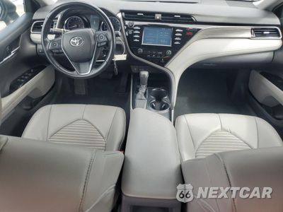 Zdjęcie 8 z 15 samochodu: 2019 TOYOTA CAMRY L VIN:4T1B11HK7KU180859 - miniatura