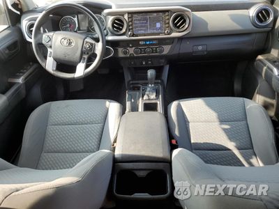 Zdjęcie 8 z 14 samochodu: 2021 TOYOTA TACOMA DOUBLE CAB VIN:3TYCZ5AN1MT026270 - miniatura