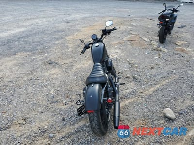 Zdjęcie 6 z 10 samochodu: 2017 HARLEY-DAVIDSON XL883 IRON 883 VIN:1HD4LE211HC437459 - miniatura