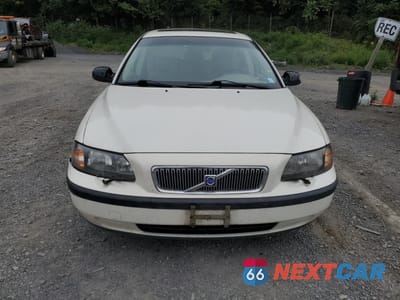 Piąte zdjęcie samochodu w środku: 2002 VOLVO V70 VIN:YV1SW61R221262603 - miniatura