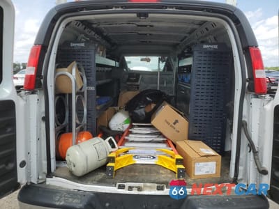 Zdjęcie 10 z 14 samochodu: 2023 CHEVROLET EXPRESS G2500 VIN:1GCWGAFP3P1207650 - miniatura