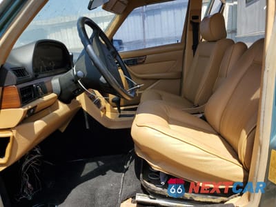 Zdjęcie 7 z 12 samochodu: 1987 MERCEDES-BENZ 420 SEL VIN:WDBCA35D9HA333938 - miniatura