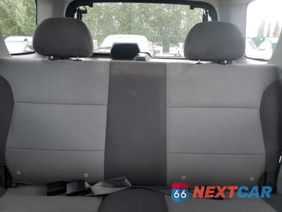 Zdjęcie 10 z 15 samochodu: 2003 FORD ESCAPE XLS VIN:1FMYU92143KC66272 - miniatura