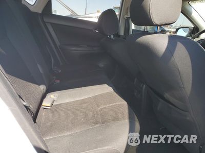 Zdjęcie 10 z 13 samochodu: 2018 NISSAN SENTRA S VIN:3N1AB7AP9JY271927 - miniatura