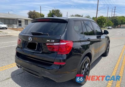Czwarte zdjęcie samochodu z boku: 2017 BMW X3 SDRIVE28I VIN:5UXWZ7C36H0V86731 - miniatura