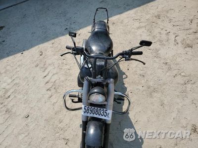 Piąte zdjęcie samochodu w środku: 2012 HONDA VT750 C2B VIN:JH2RC5374CK201386 - miniatura