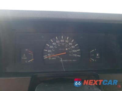 Zdjęcie 9 z 13 samochodu: 1986 TOYOTA 4RUNNER RN60 VIN:JT4RN62D6G0045742 - miniatura