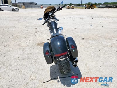 Czwarte zdjęcie samochodu z boku: 2013 HONDA VT1300 CX VIN:JH2SC61N0DK101618 - miniatura