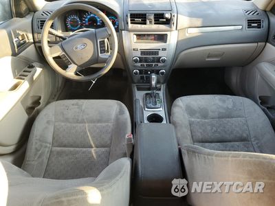 Zdjęcie 8 z 13 samochodu: 2011 FORD FUSION SE VIN:3FAHP0HA1BR319170 - miniatura