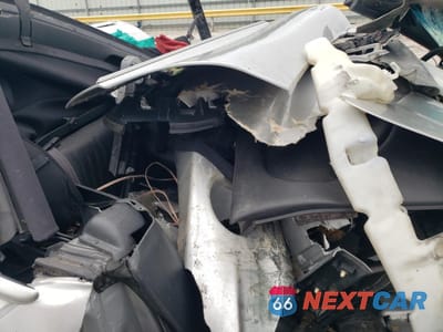 Zdjęcie 10 z 12 samochodu: 2000 PONTIAC FIREBIRD TRANS AM VIN:2G2FV32G7Y2171138 - miniatura