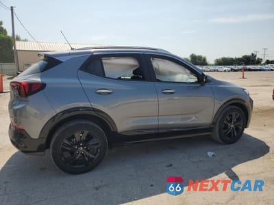 Trzecie zdjęcie samochodu z tyłu: 2024 BUICK ENCORE GX SPORT TOURING VIN:KL4AMDSLXRB082970 - miniatura