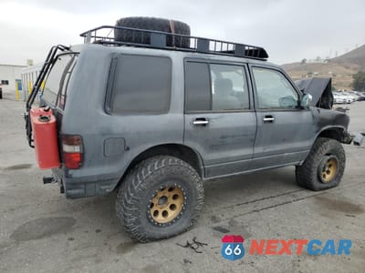 Trzecie zdjęcie samochodu z tyłu: 1995 ISUZU TROOPER S VIN:JACDJ58V7S7906229 - miniatura