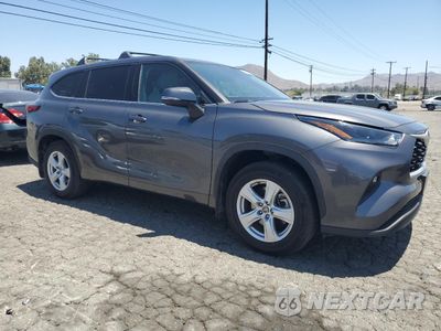 Czwarte zdjęcie samochodu z boku: 2022 TOYOTA HIGHLANDER L VIN:5TDZZRAH0NS559803 - miniatura