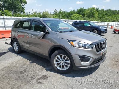 Czwarte zdjęcie samochodu z boku: 2018 KIA SORENTO LX VIN:5XYPGDA39JG413315 - miniatura