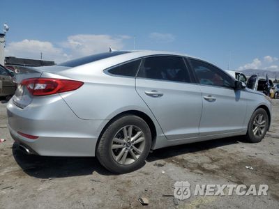 Trzecie zdjęcie samochodu z tyłu: 2017 HYUNDAI SONATA SE VIN:5NPE24AF5HH468380 - miniatura