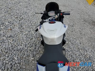 Zdjęcie 6 z 10 samochodu: 2022 APRILIA RS 660 FACTORY LIMITED EDITION VIN:ZD4KSUP05NS000303 - miniatura