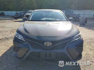 Piąte zdjęcie samochodu w środku: 2019 TOYOTA CAMRY L VIN:4T1B11HK3KU699620 - miniatura
