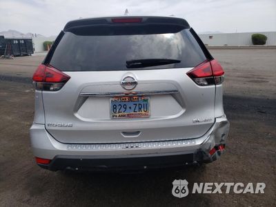 Zdjęcie 6 z 13 samochodu: 2017 NISSAN ROGUE SV VIN:5N1AT2MV1HC741177 - miniatura