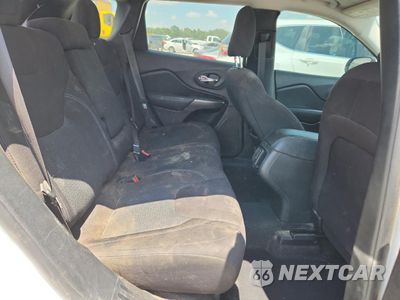 Zdjęcie 11 z 15 samochodu: 2020 JEEP CHEROKEE LATITUDE VIN:1C4PJLCB1LD536334 - miniatura