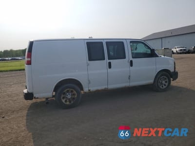 Trzecie zdjęcie samochodu z tyłu: 2010 CHEVROLET EXPRESS G1500 VIN:1GCUGAD49A1173057 - miniatura