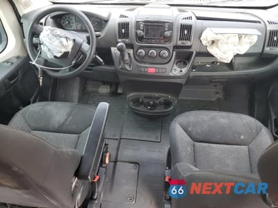 Zdjęcie 8 z 15 samochodu: 2017 RAM PROMASTER 3500 3500 HIGH VIN:3C6URVJG2HE505998 - miniatura