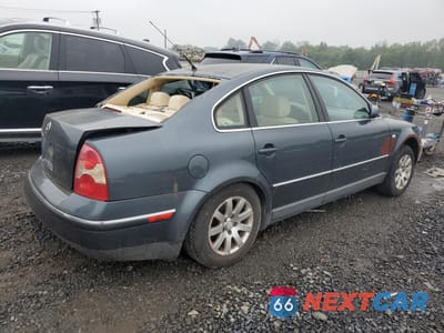 Trzecie zdjęcie samochodu z tyłu: 2003 VOLKSWAGEN PASSAT GLS VIN:WVWPD63B03P257299 - miniatura