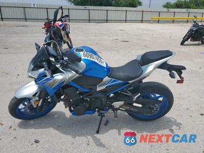 Trzecie zdjęcie samochodu z tyłu: 2020 KAWASAKI ZR900 F VIN:ML5ZRDF19LDA38275 - miniatura