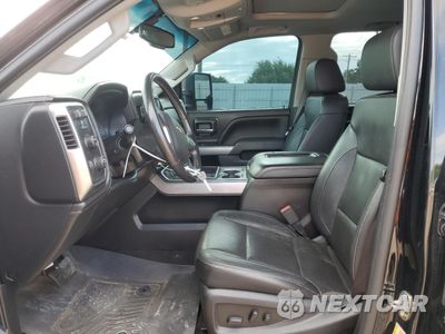 Zdjęcie 7 z 15 samochodu: 2018 CHEVROLET SILVERADO K2500 HEAVY DUTY LTZ VIN:1GC1KWEY1JF205227 - miniatura