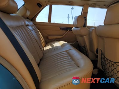 Zdjęcie 10 z 12 samochodu: 1987 MERCEDES-BENZ 420 SEL VIN:WDBCA35D9HA333938 - miniatura