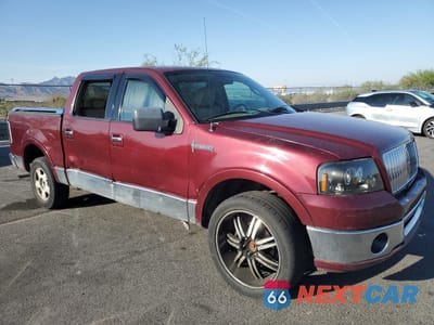 Czwarte zdjęcie samochodu z boku: 2006 LINCOLN MARK LT VIN:5LTPW18546FJ21040 - miniatura