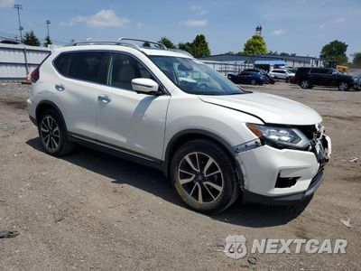 Czwarte zdjęcie samochodu z boku: 2020 NISSAN ROGUE S VIN:5N1AT2MV9LC798607 - miniatura