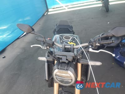 Piąte zdjęcie samochodu w środku: 2023 HONDA CB650 RA VIN:MLHRH0259P5400917 - miniatura