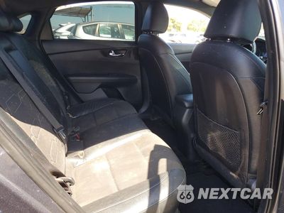 Zdjęcie 10 z 13 samochodu: 2020 KIA FORTE GT LINE VIN:3KPF34ADXLE225466 - miniatura