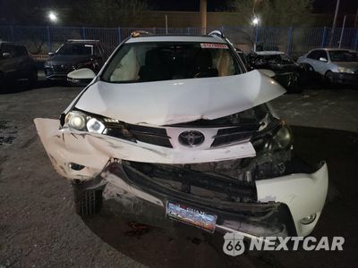Piąte zdjęcie samochodu w środku: 2015 TOYOTA RAV4 XLE VIN:2T3RFREV4FW406690 - miniatura